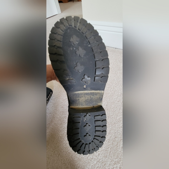 Boots with silver studds.. - Picture 2 of 3